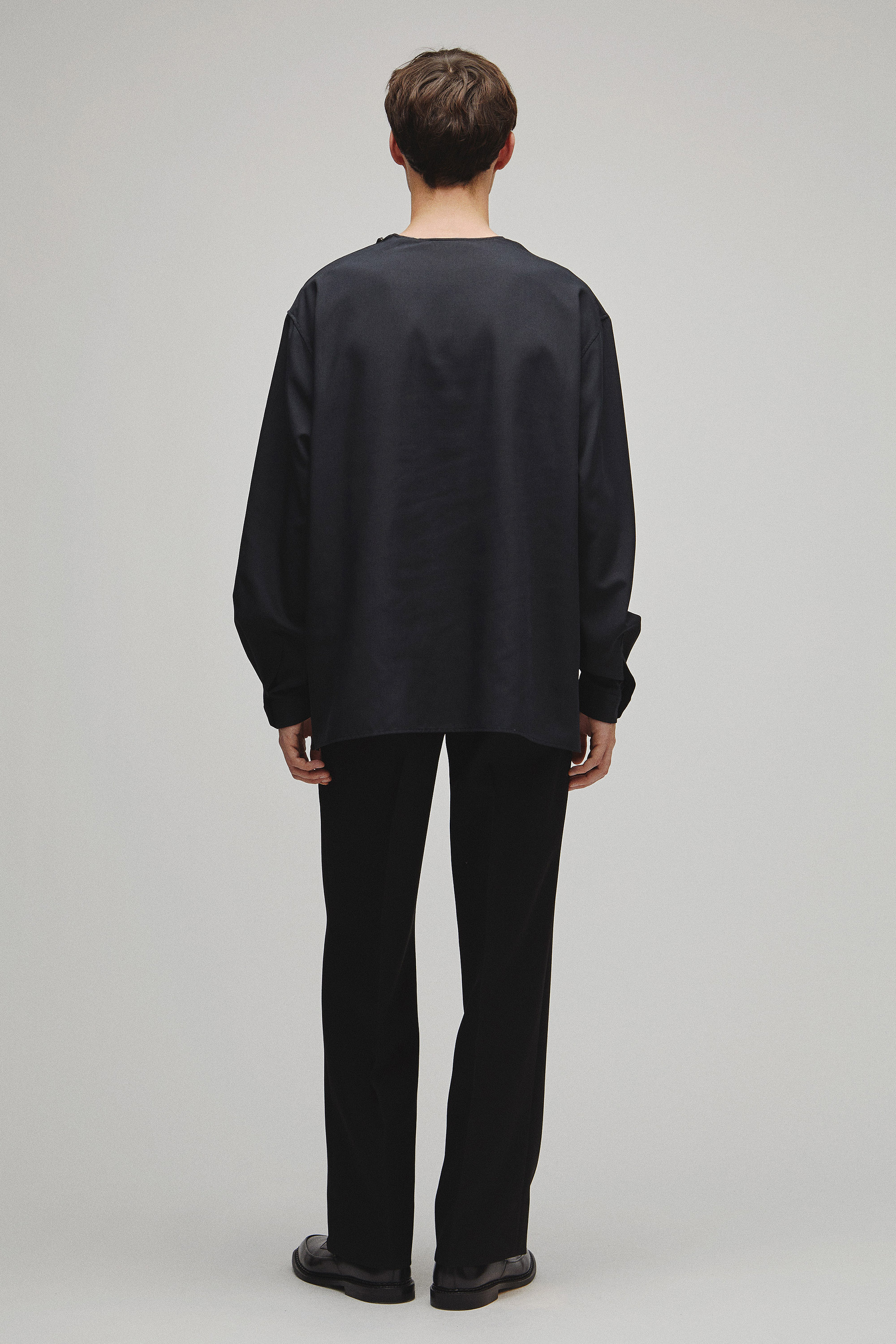 THE SIDE ZIP PULLOVER SHIRT