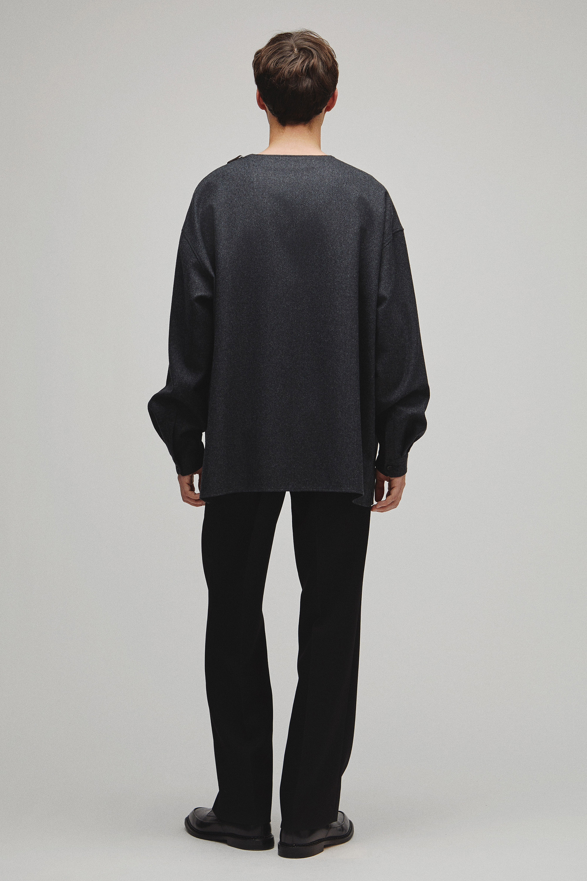 THE SIDE ZIP PULLOVER SHIRT