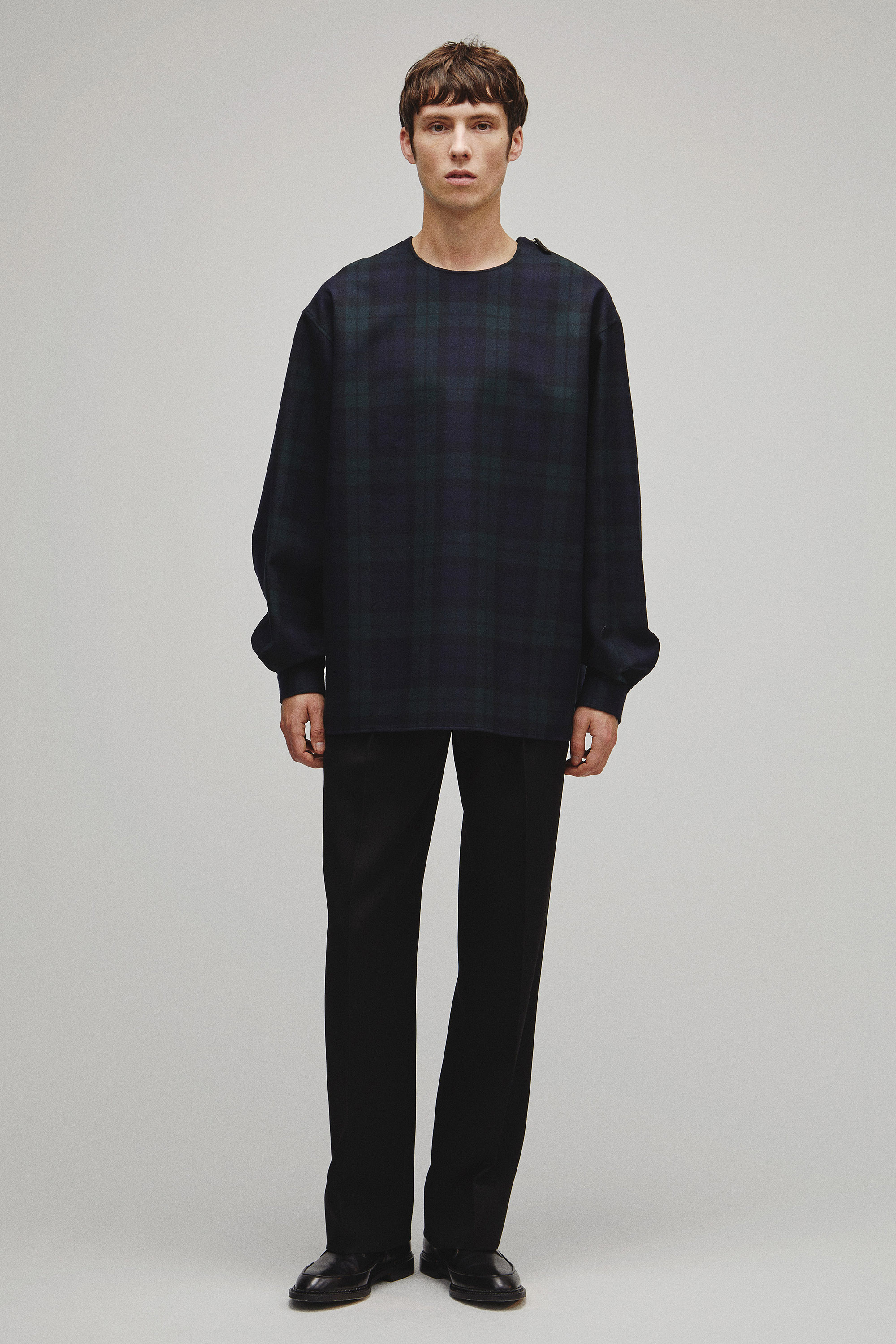 THE SIDE ZIP PULLOVER SHIRT