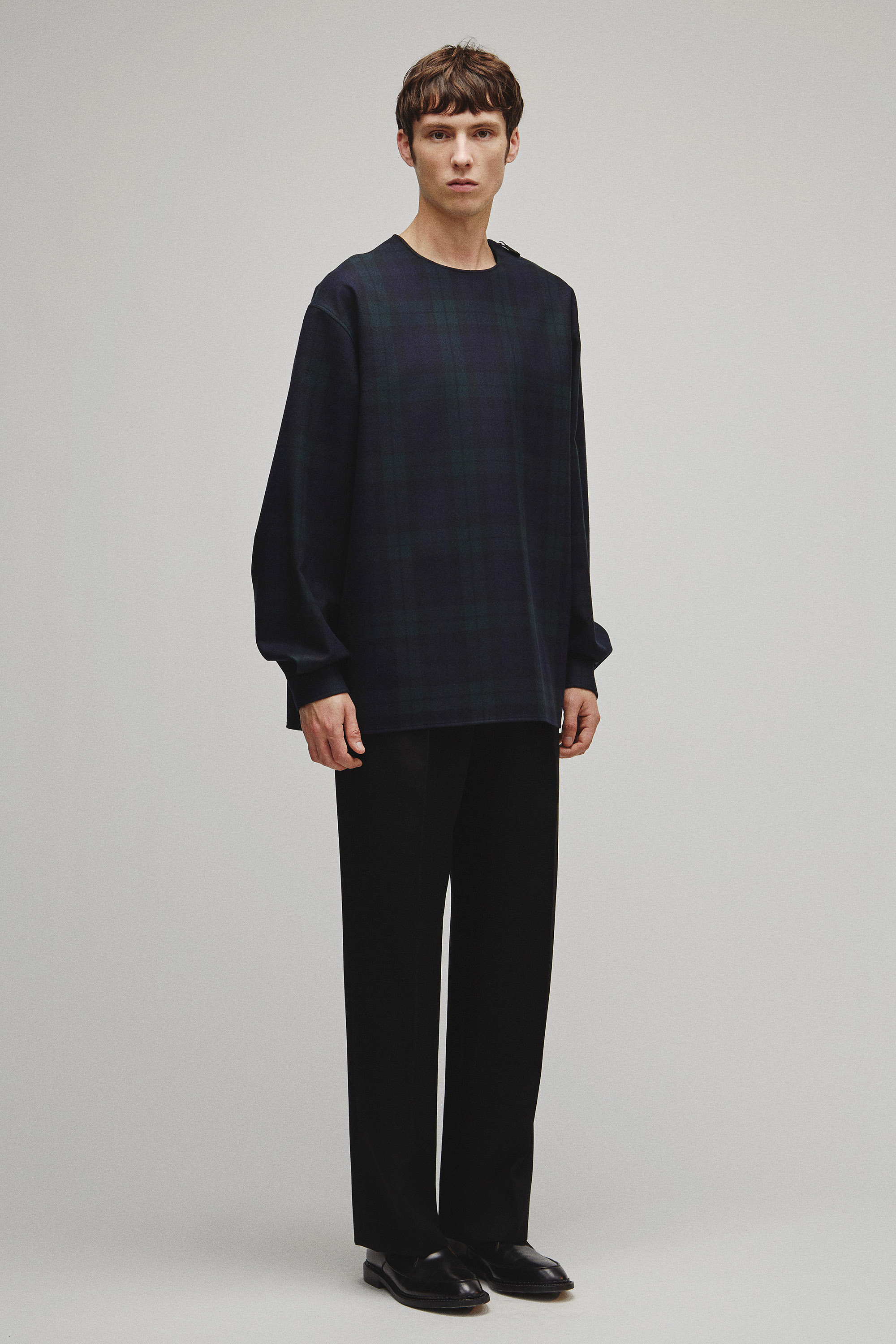 THE SIDE ZIP PULLOVER SHIRT