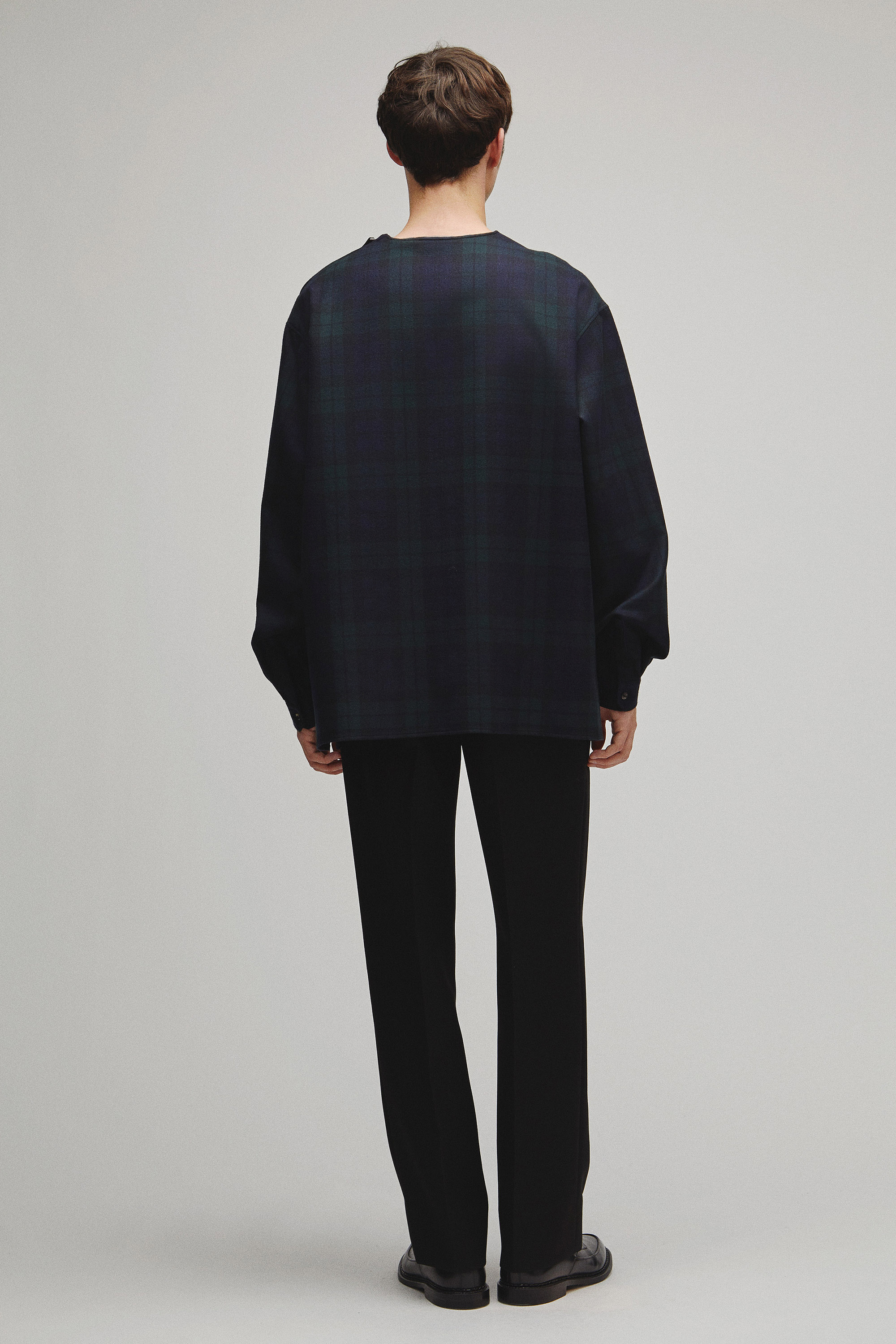 THE SIDE ZIP PULLOVER SHIRT