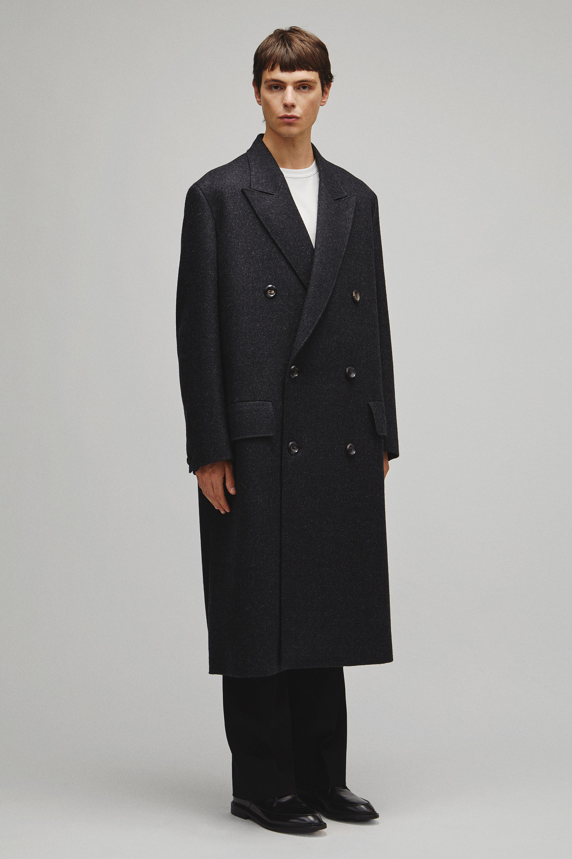 THE DOUBLE PEAKED TAILORED COAT
