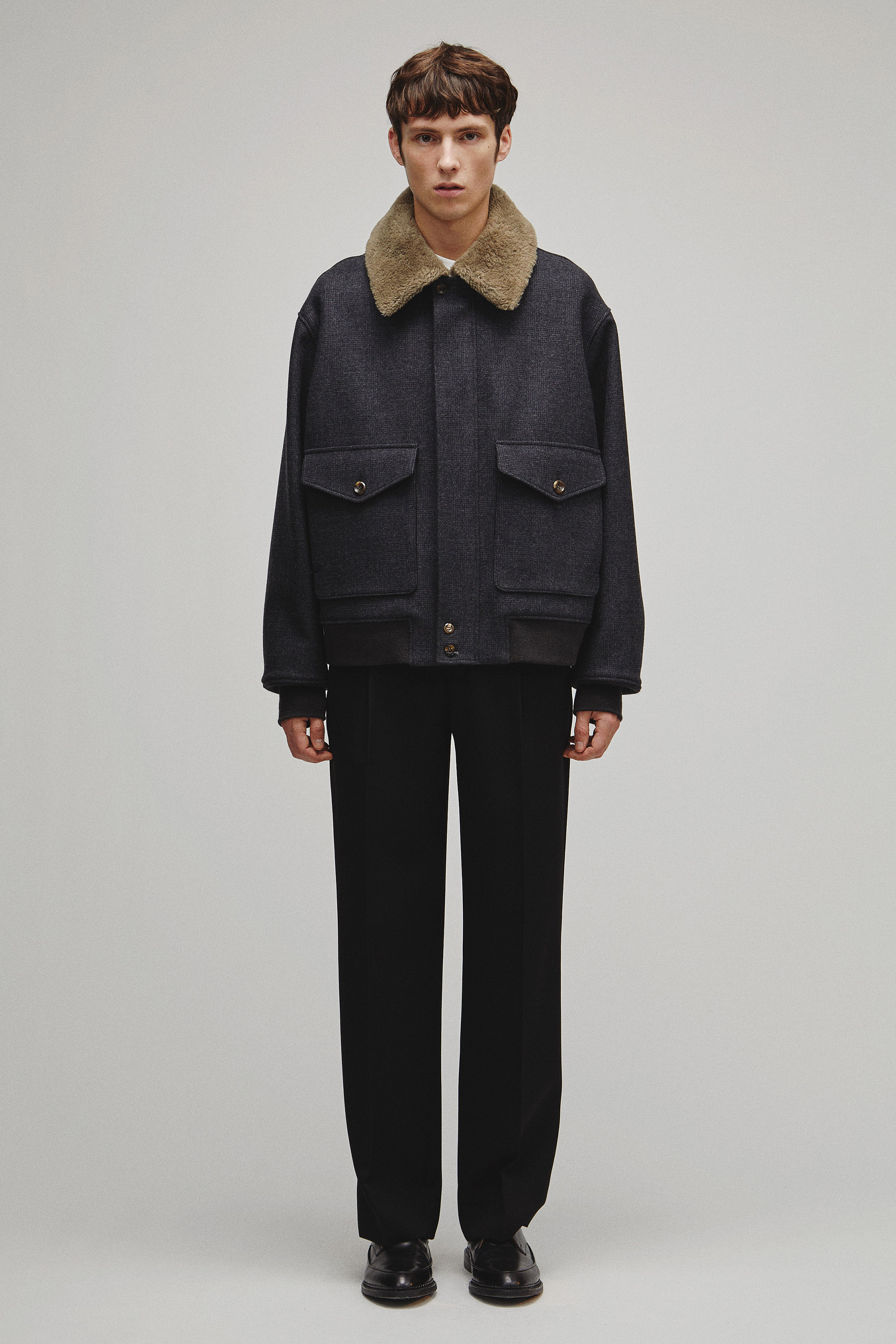 THE A2 JACKET M WITH BOA COLLAR