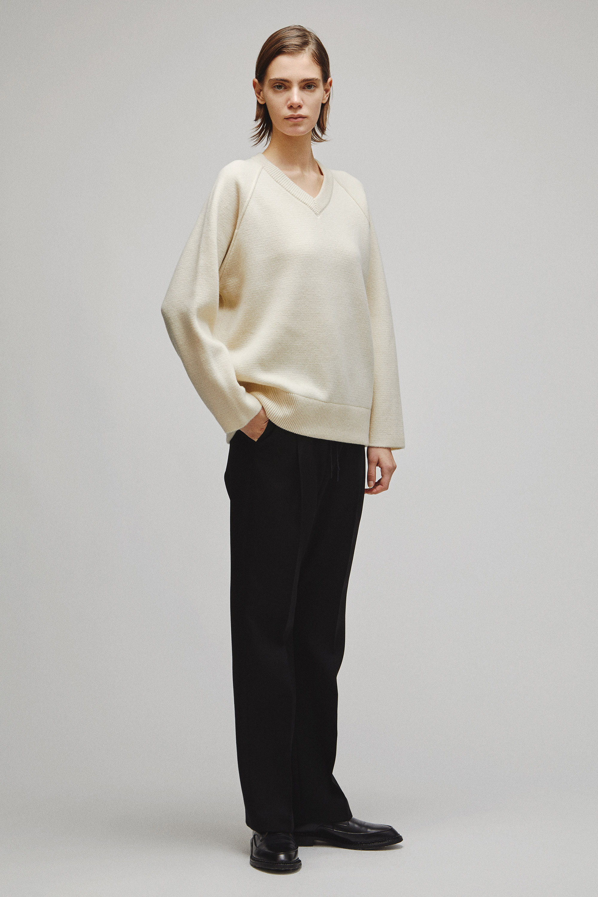 RERACS RAGLAN V NECK PULLOVER KNIT