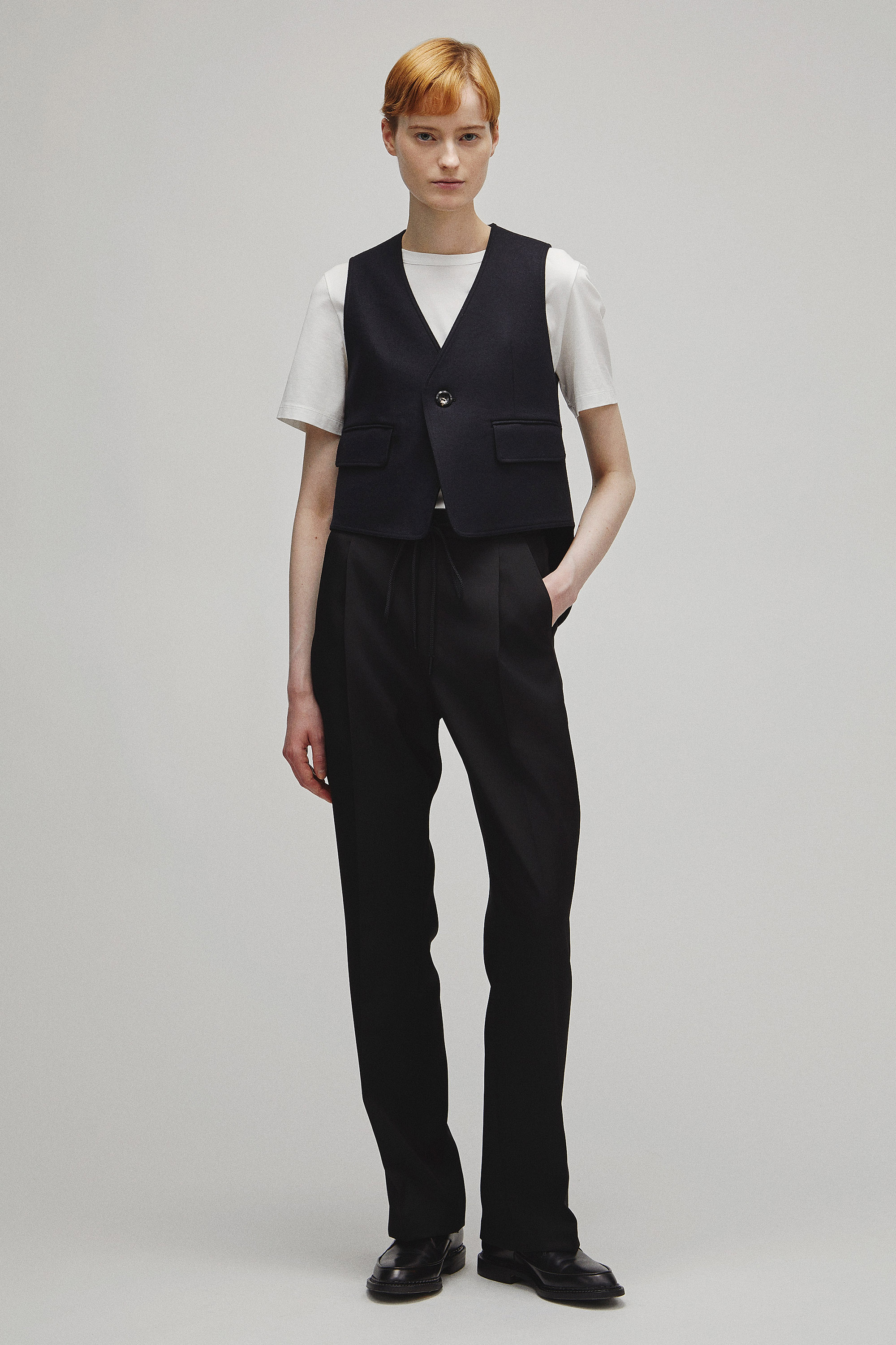 RERACS BACK TAIL VEST
