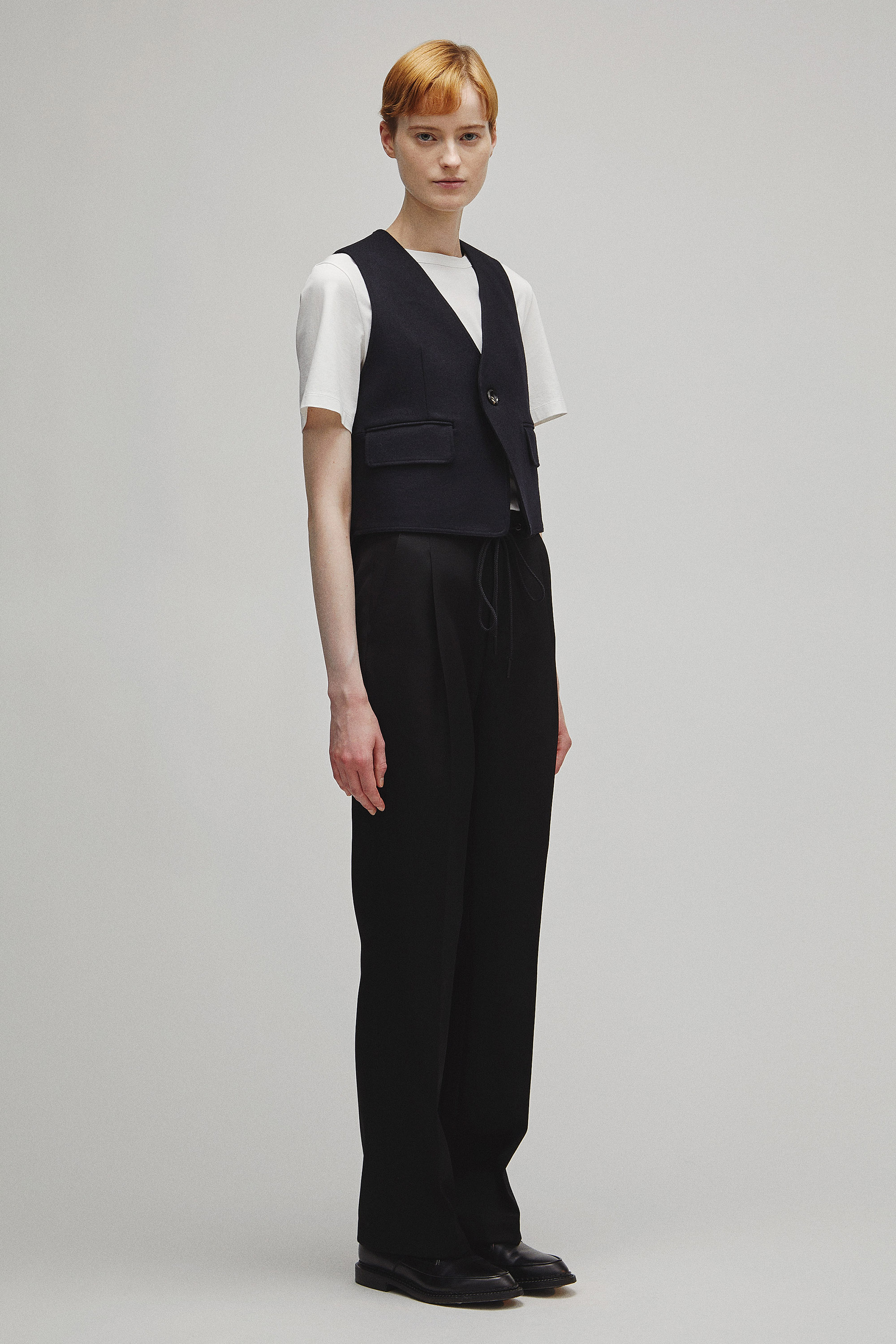 RERACS BACK TAIL VEST