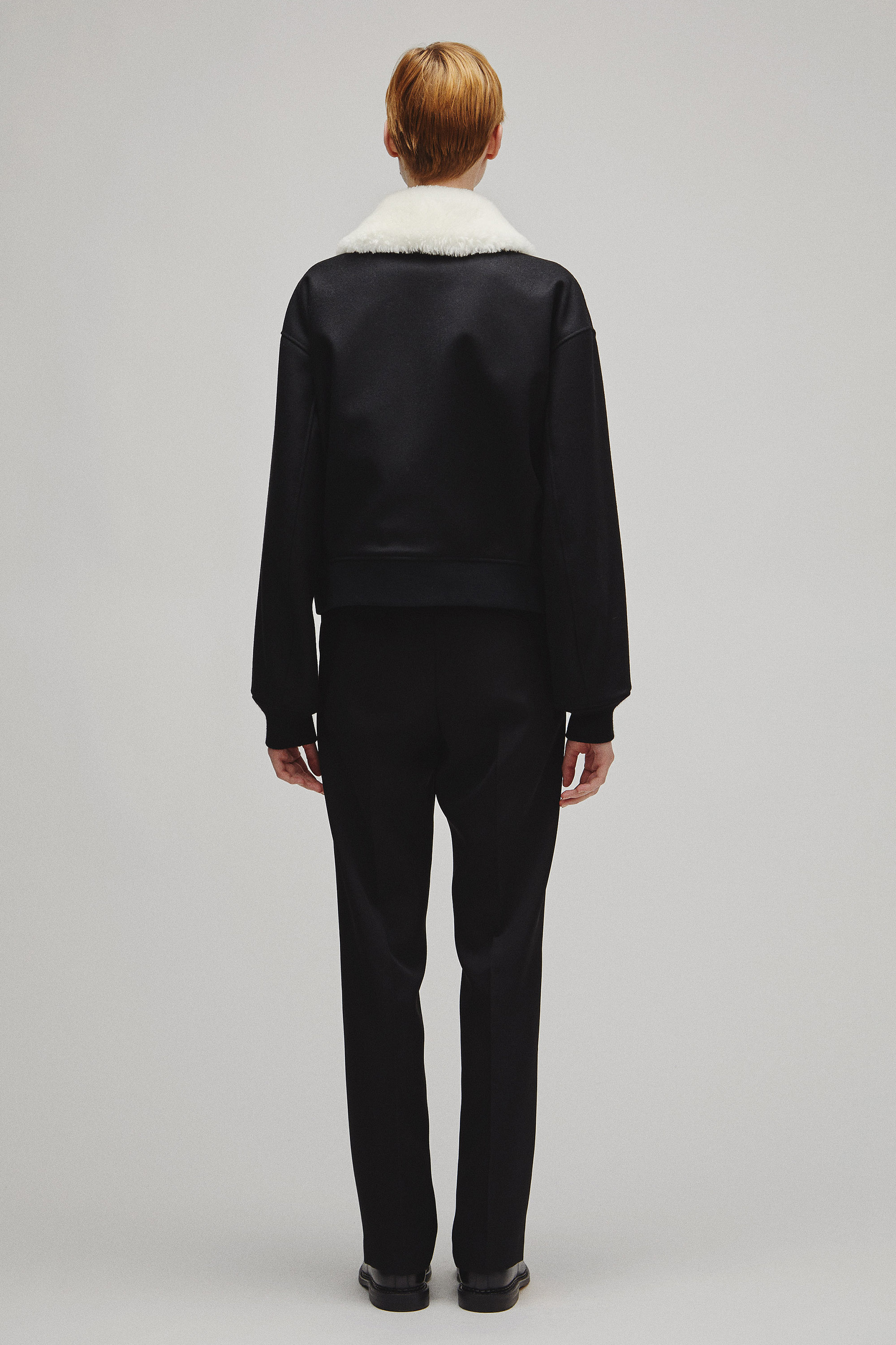 THE A2 JACKET W WITH BOA COLLAR