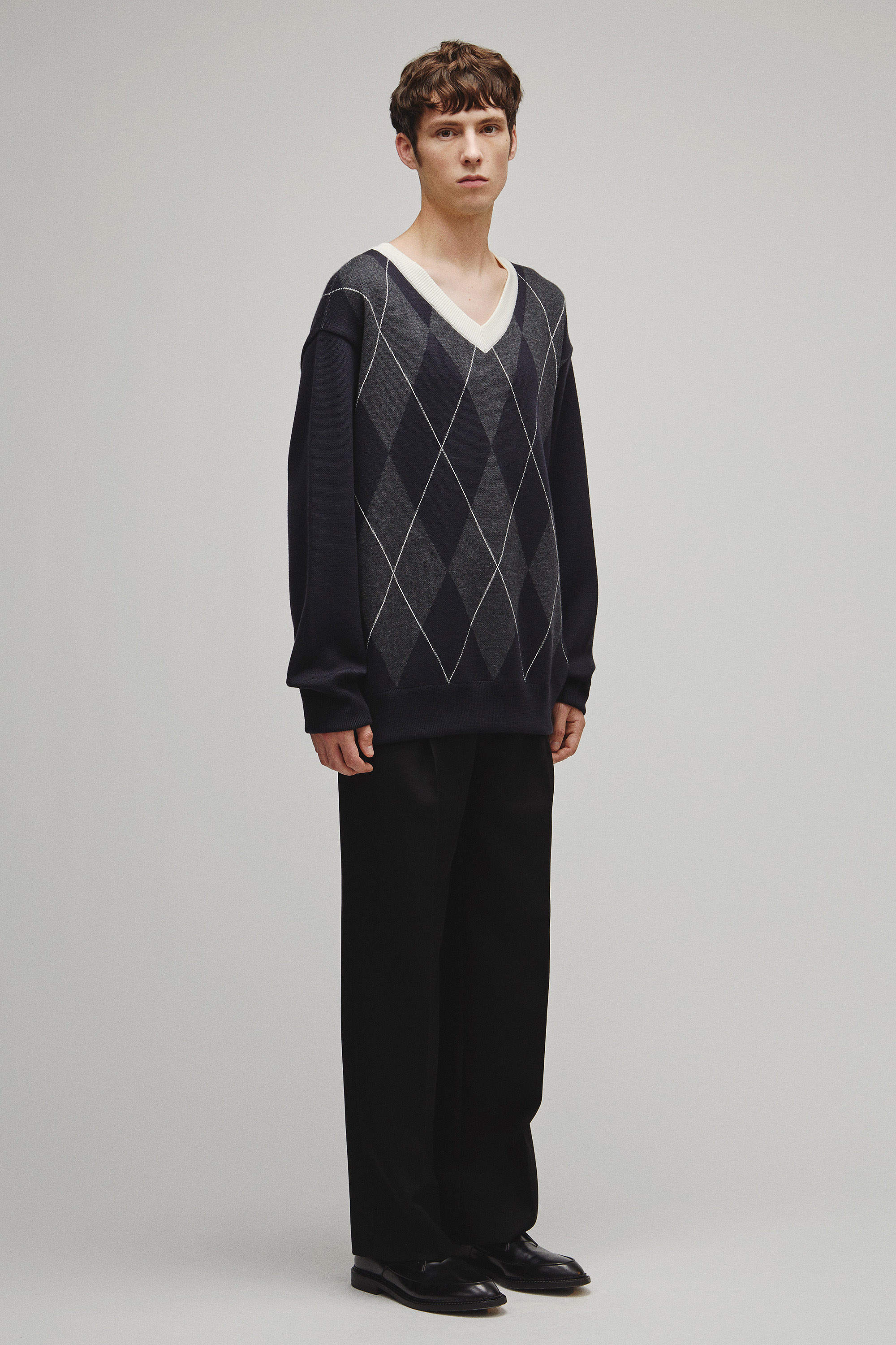 RERACS ARGYLE V NECK KNIT