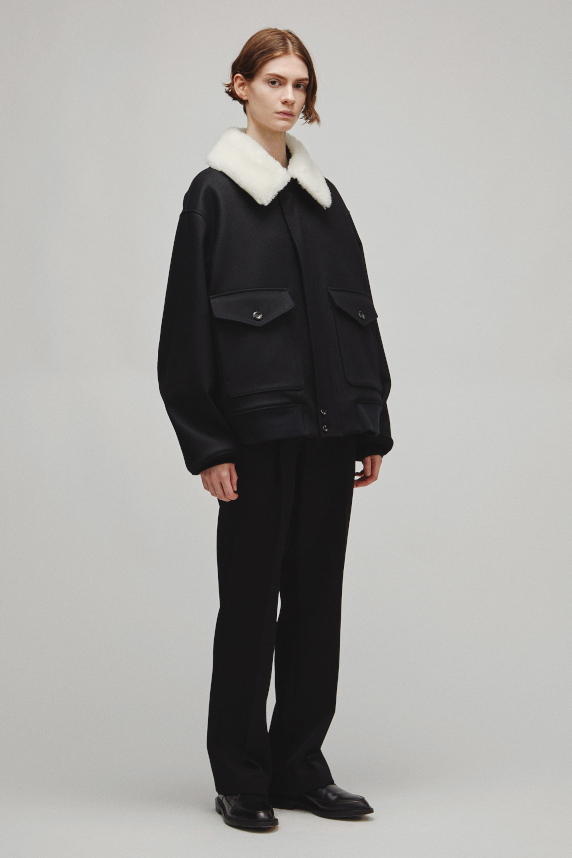 THE A2 JACKET M WITH BOA COLLAR