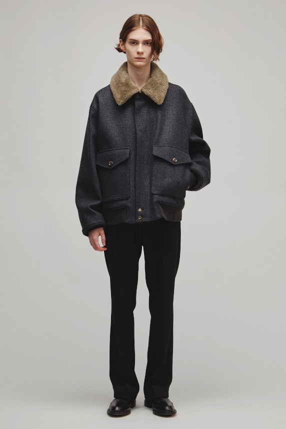 THE A2 JACKET M WITH BOA COLLAR