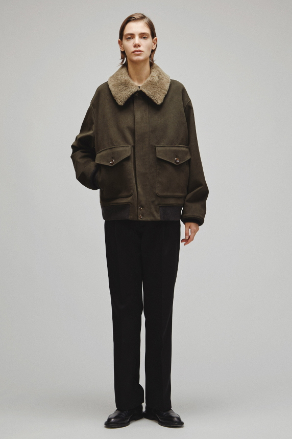 THE A2 JACKET M WITH BOA COLLAR