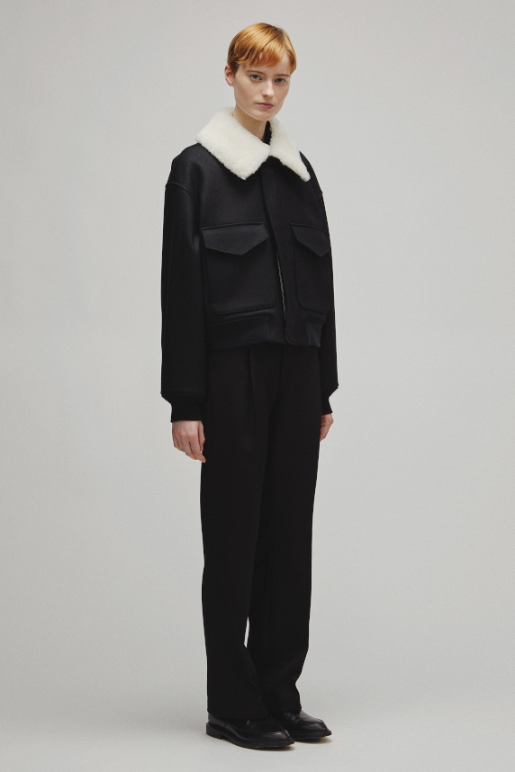 THE A2 JACKET W WITH BOA COLLAR