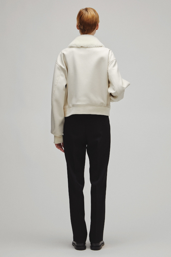 THE A2 JACKET W WITH BOA COLLAR