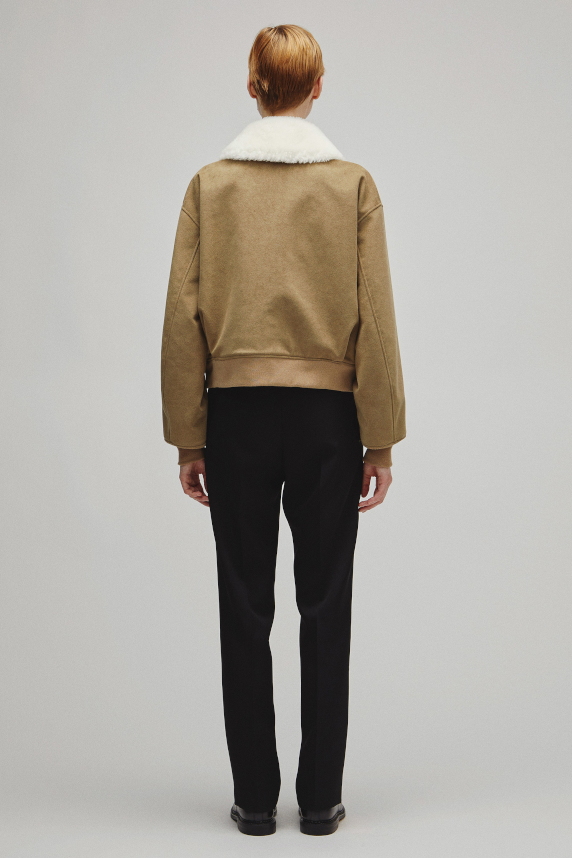 THE A2 JACKET W WITH BOA COLLAR