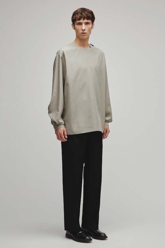 THE SIDE ZIP PULLOVER SHIRT