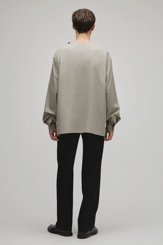 THE SIDE ZIP PULLOVER SHIRT