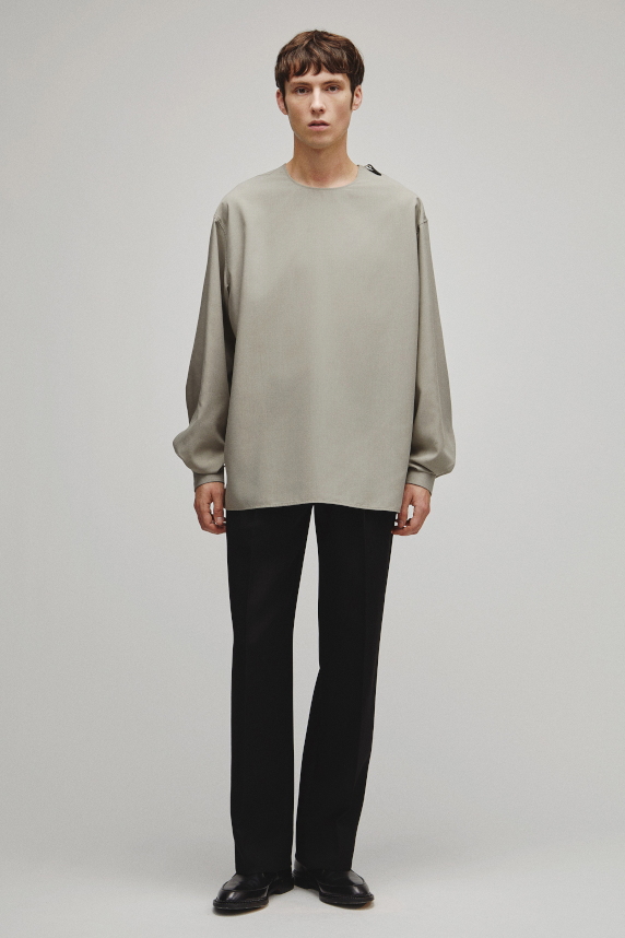 THE SIDE ZIP PULLOVER SHIRT