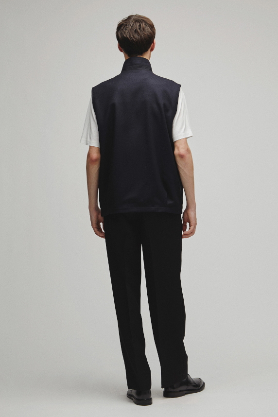 RERACS MOUNTAIN VEST