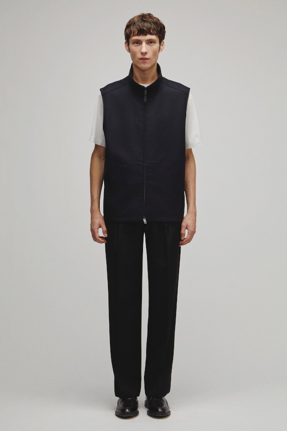 RERACS MOUNTAIN VEST