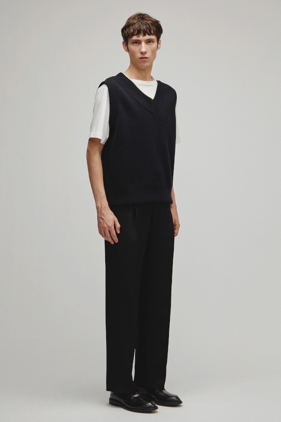 RERACS CRICKET KNIT VEST