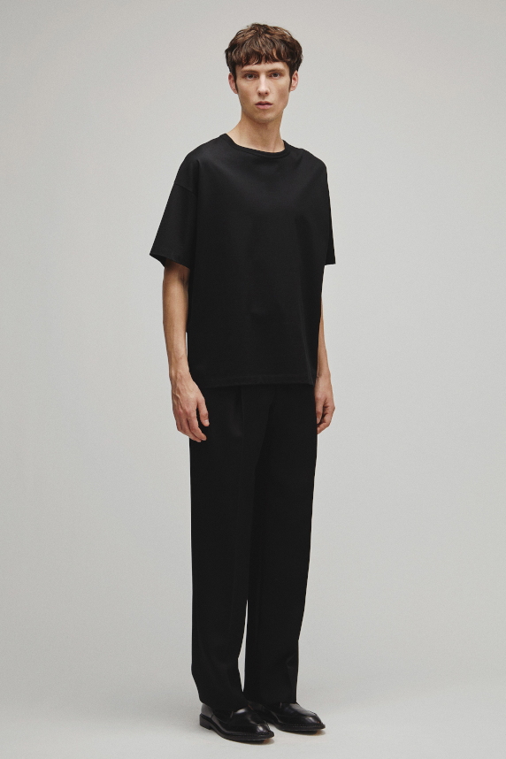 THE OVER SIZE T-SHIRT