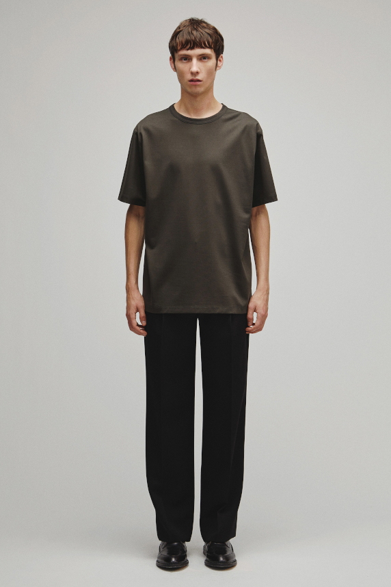 THE T-SHIRT