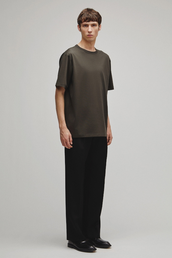 THE T-SHIRT