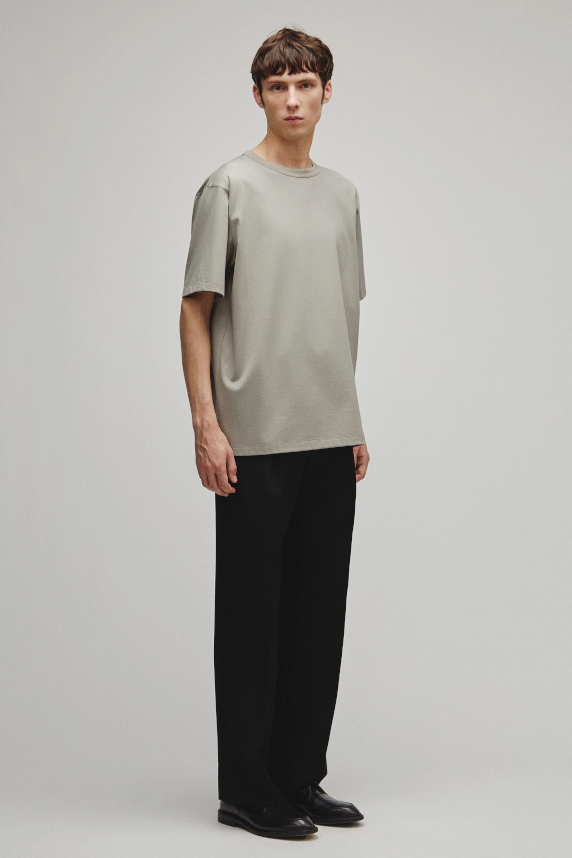 THE T-SHIRT