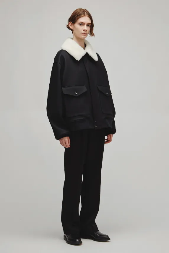 THE A2 JACKET M WITH BOA COLLAR