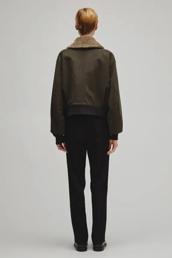THE A2 JACKET W WITH BOA COLLAR