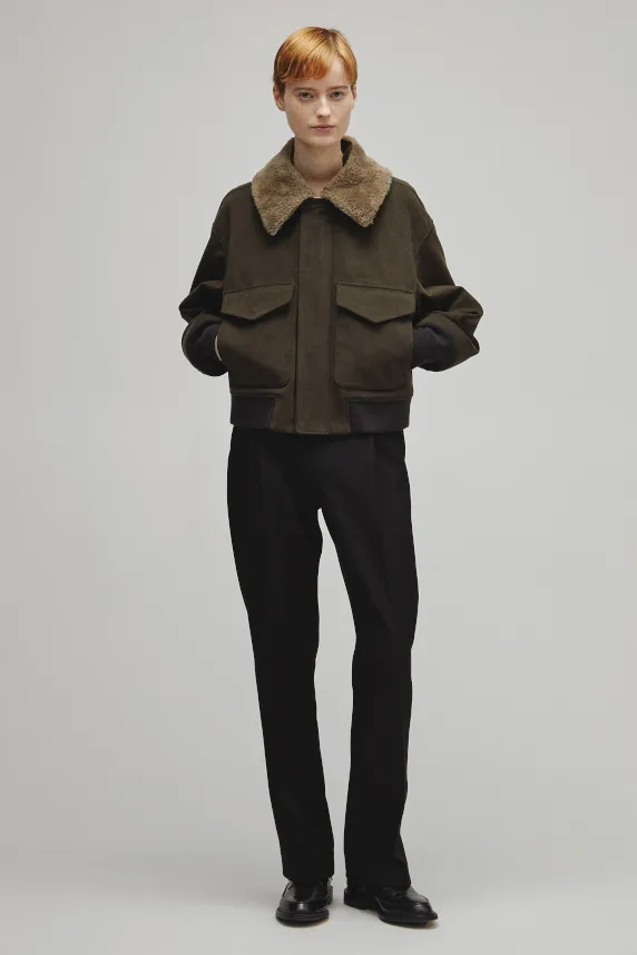 THE A2 JACKET W WITH BOA COLLAR