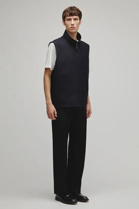 RERACS MOUNTAIN VEST