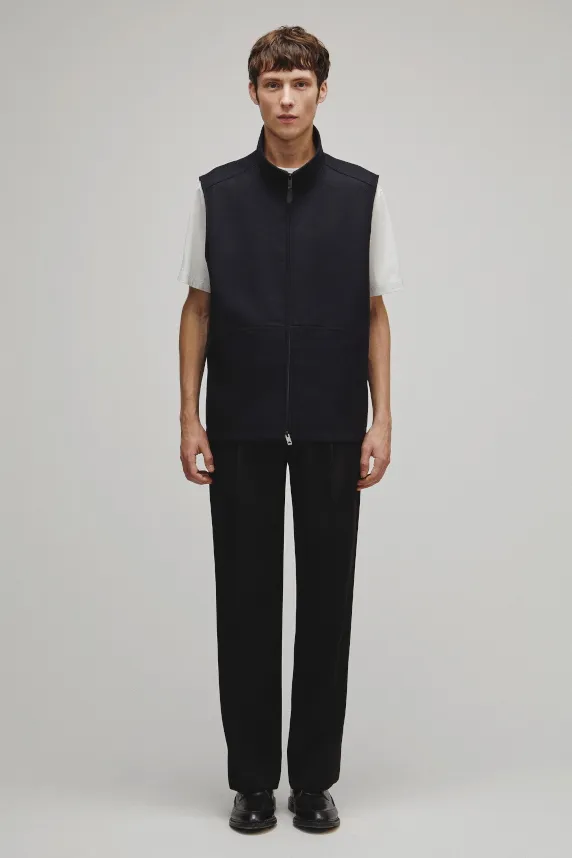 RERACS MOUNTAIN VEST