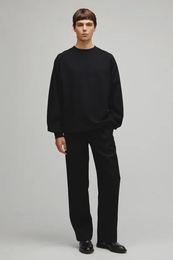 THE RAGLAN SWEAT